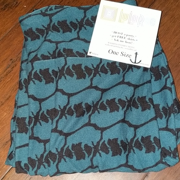 LuLaRoe Pants - LulaRoe OS Leggings